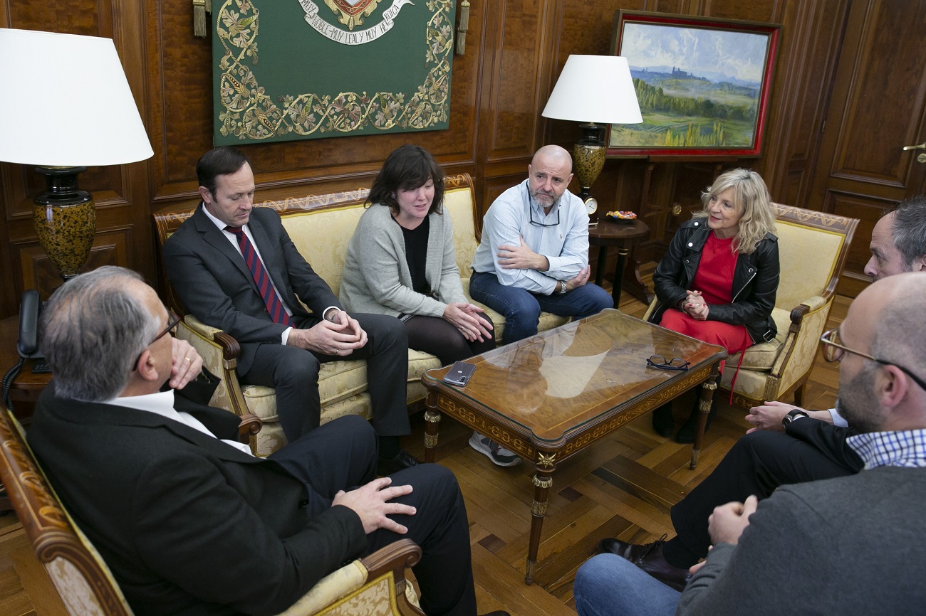 Recepción en el Ayuntamiento a Juan Carlos Martín, presidente de la Federación Española de Rugby